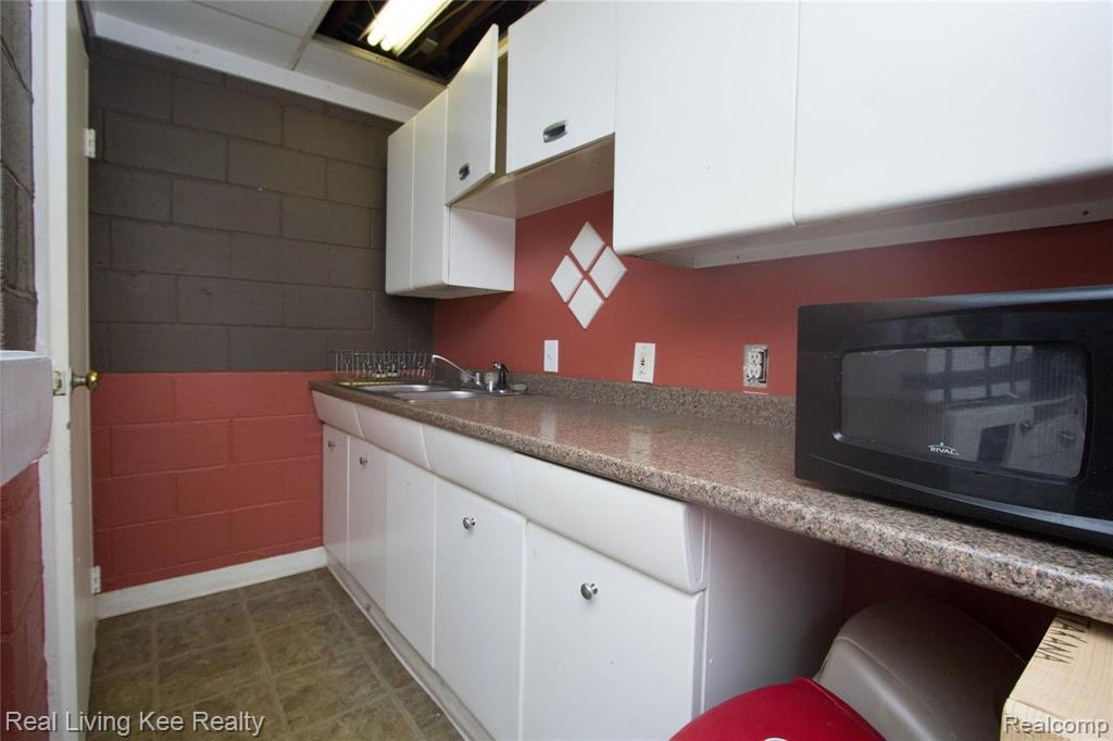 3146 East Cook Road Grand Blanc, MI 48439 - Photo 17 of 25 Gallery Image 17