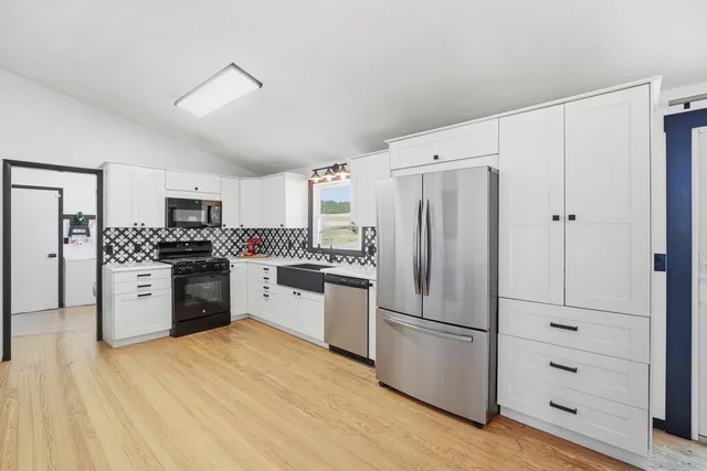 $299,000 | 9807 North Leaf River Road, Leaf River, IL 61047