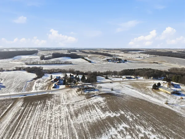 $290,000 | 9807 North Leaf River Road, Leaf River, IL 61047