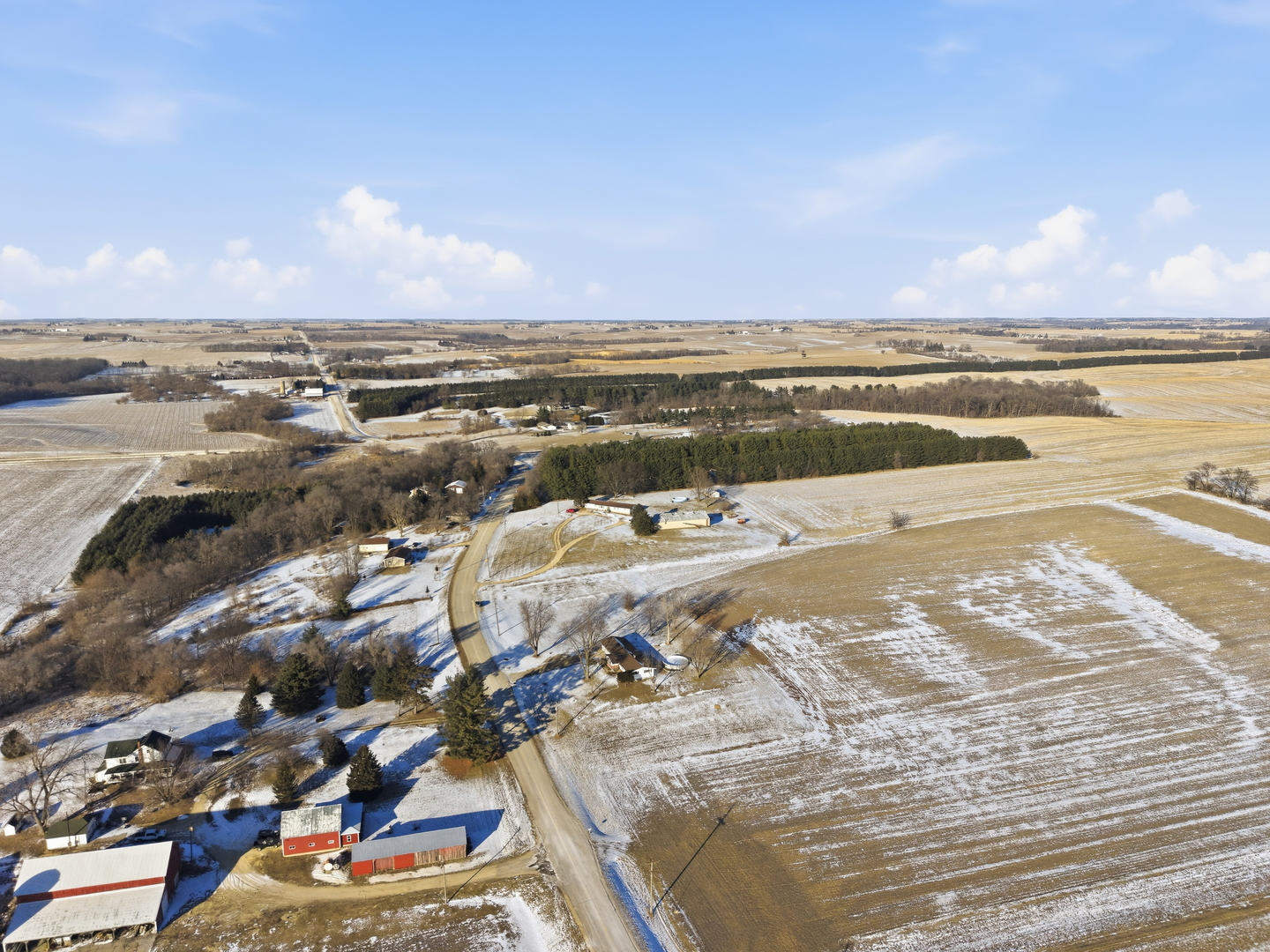 9807 North Leaf River Road Leaf River, IL 61047 - Photo 34 of 38