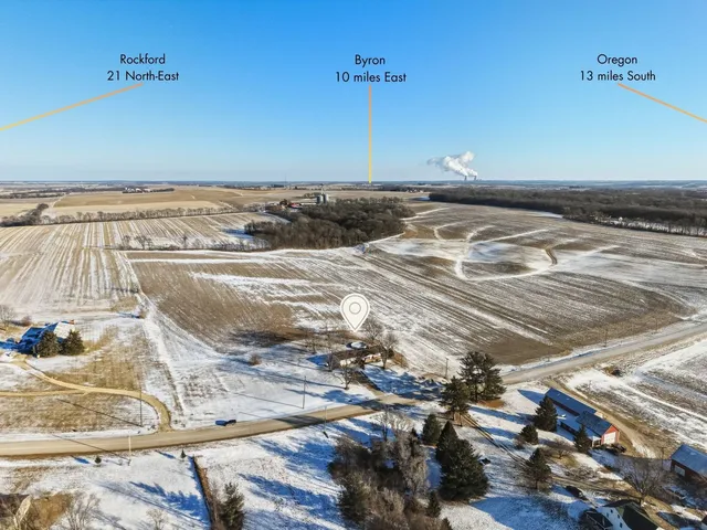 $299,000 | 9807 North Leaf River Road, Leaf River, IL 61047