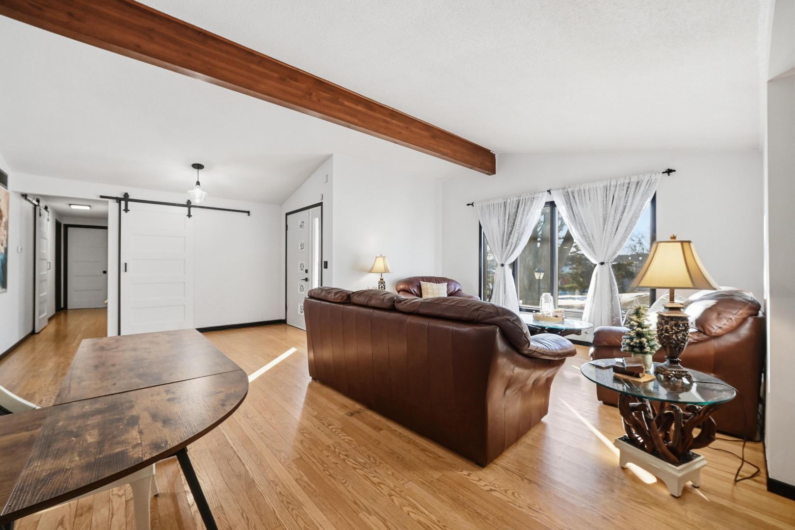 9807 North Leaf River Road Leaf River, IL 61047 - Photo 6 of 38