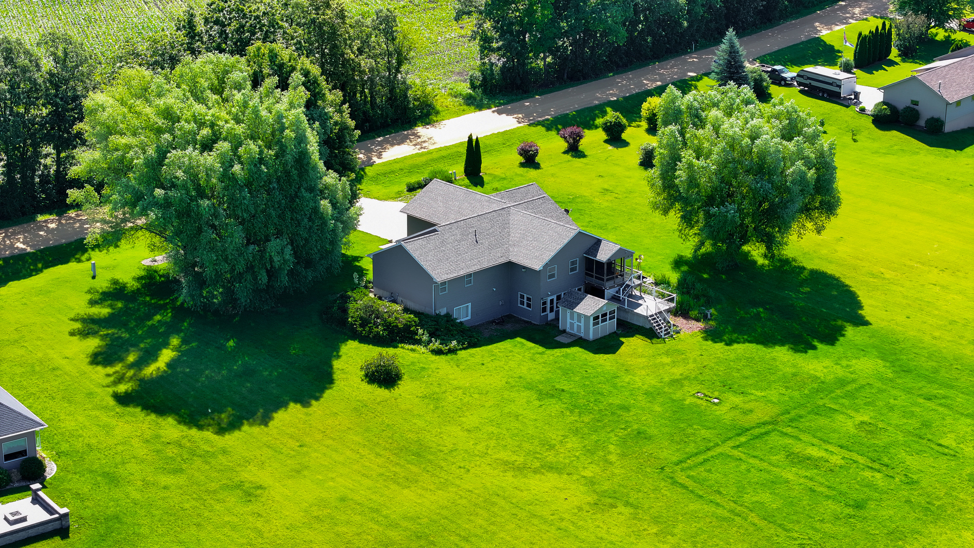 681 West Deer Creek Road Clinton, IA 52732 - Photo 48 of 51