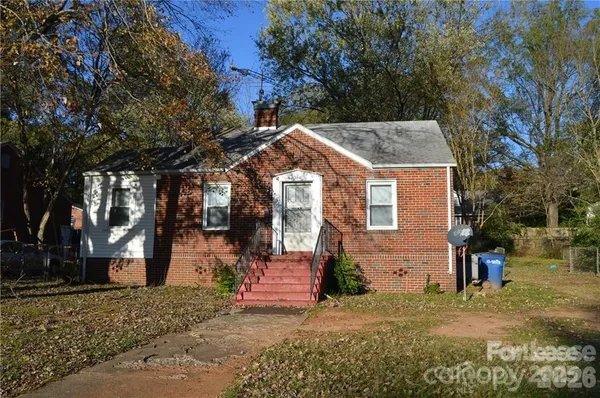 $1,150 | 316 Westwood Drive, Statesville, NC 28677