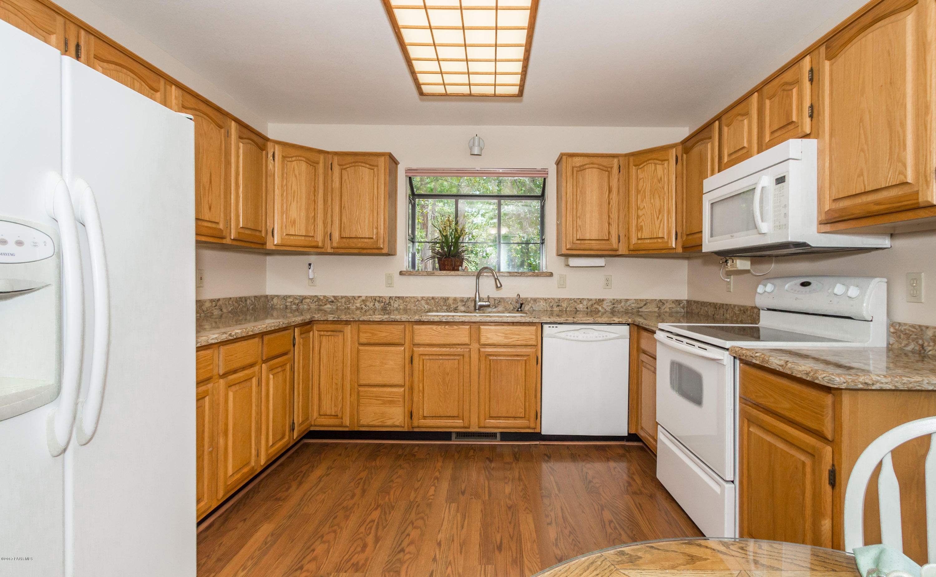 1130 East Timber Ridge Road Prescott, AZ 86303 - Photo 6 of 31 006_Kitchen