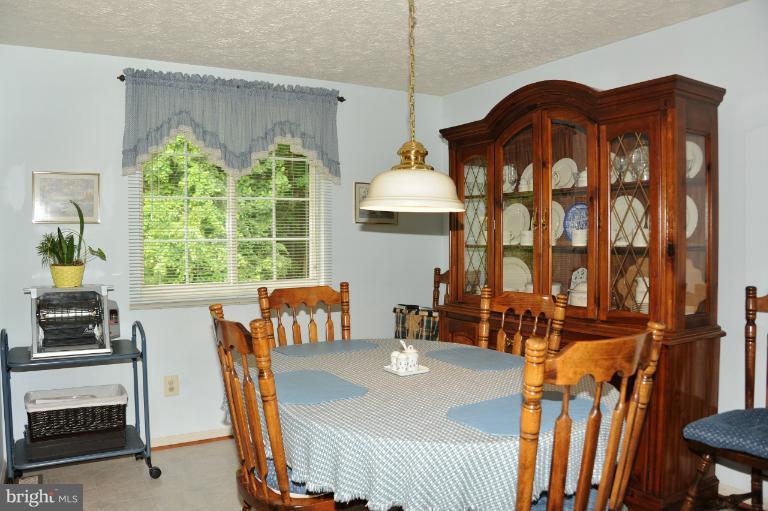 7554 Aspenpark Road Lorton, VA 22079 - Photo 29 of 30 Dining Room