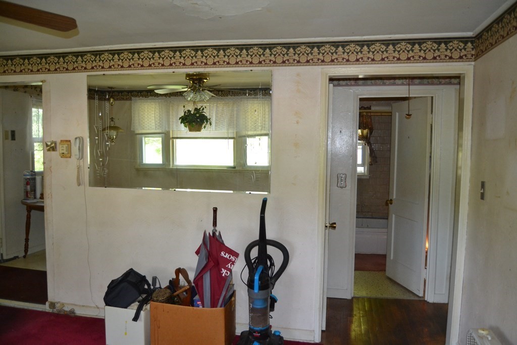 319 Burnham Road Lowell, MA 01852 - Photo 4 of 10 Gallery Image 4