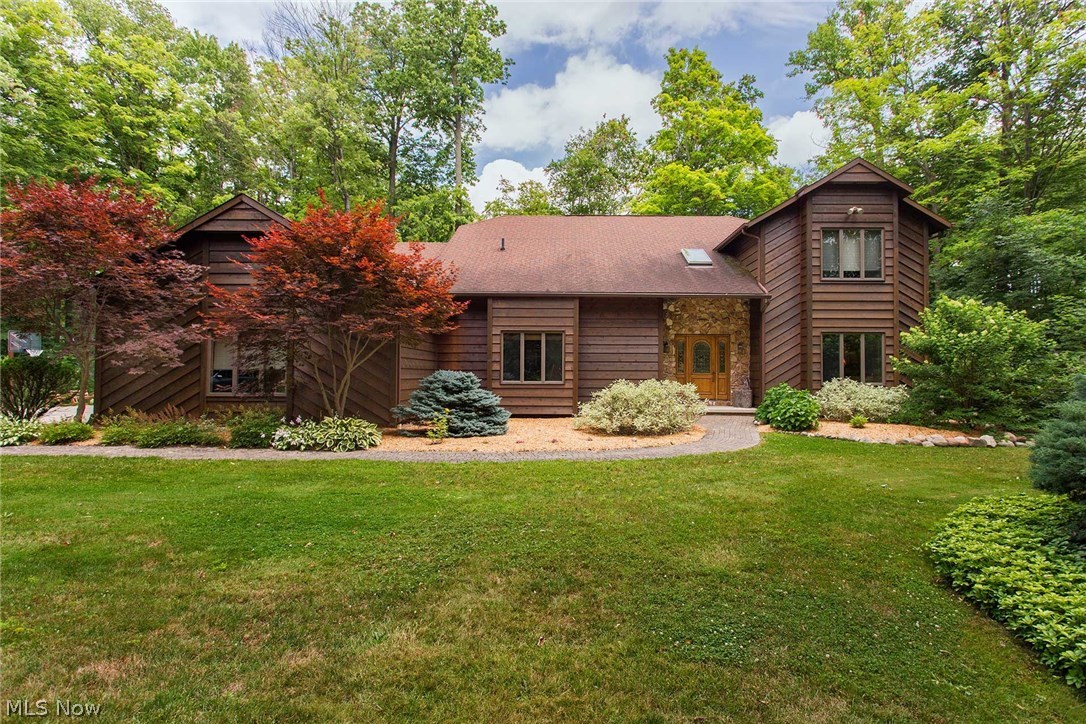 1525 Lester Road Valley City, OH 44280 - Photo 2 of 35 Gallery Image 2