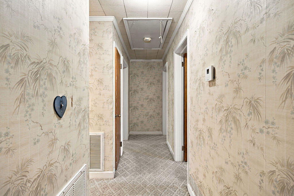 404 Lake Forest Road Greenwood, SC 29649 - Photo 13 of 32 Gallery Image 13