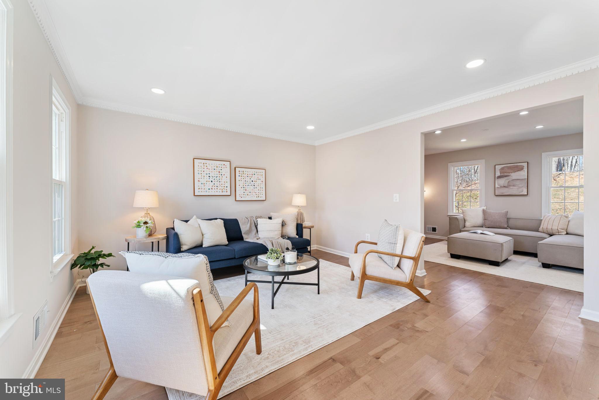 2308 Holly Spring Drive Silver Spring, MD 20905 - Photo 3 of 29