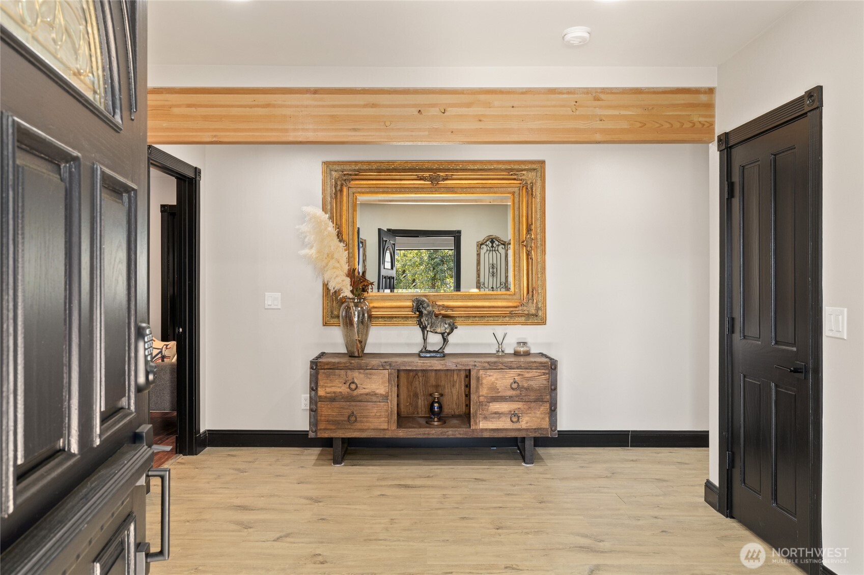 561 3rd Street Ronald, WA 98940 - Photo 4 of 32 Gallery Image 4