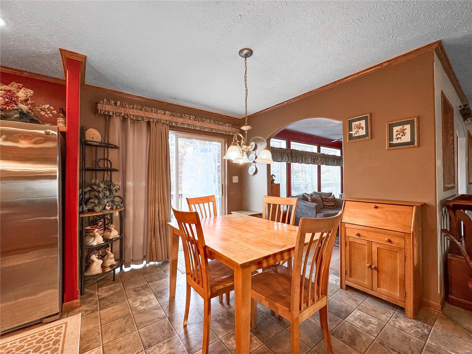 4566 G Road Waterloo, IL 62298 - Photo 15 of 46