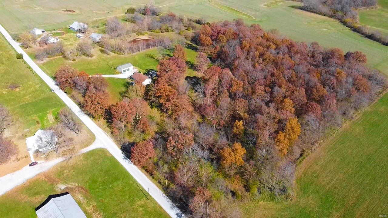 4566 G Road Waterloo, IL 62298 - Photo 9 of 46