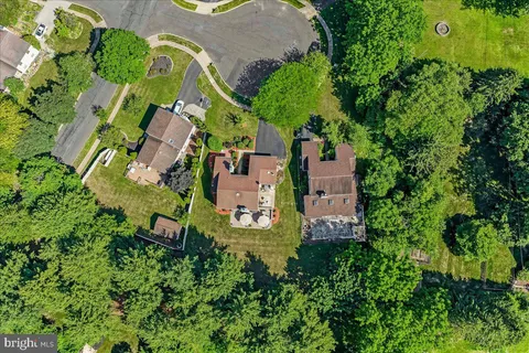 $589,000 | 103 Grove Circle, Chalfont, PA 18914