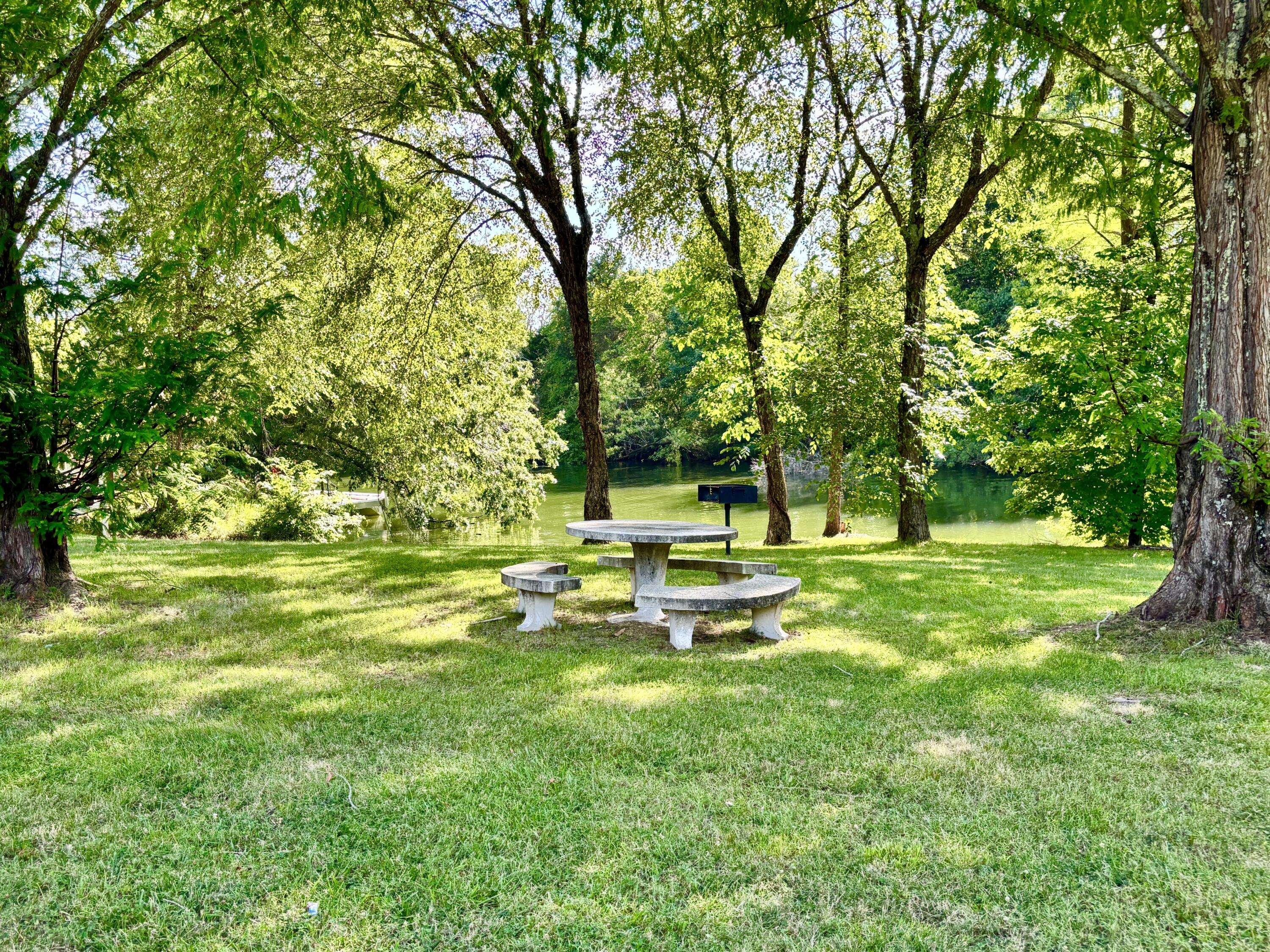 1058 Espalier Drive, Unit LOT 52 Decatur, TN 37322 - Photo 15 of 20 PICNIC AREA