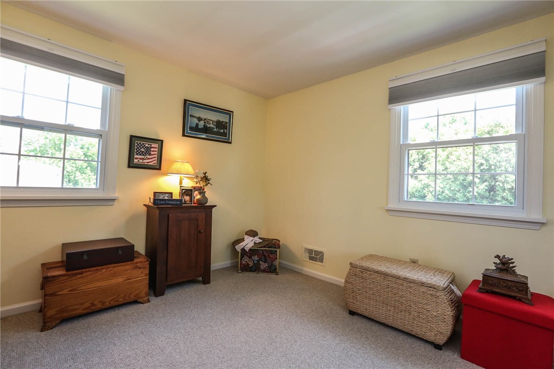 176 Tobey Road Pittsford, NY 14534 - Photo 17 of 27