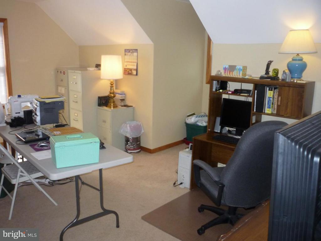 54 Leaman Road, Unit 78 Lancaster, PA 17603 - Photo 11 of 12 Gallery Image 11