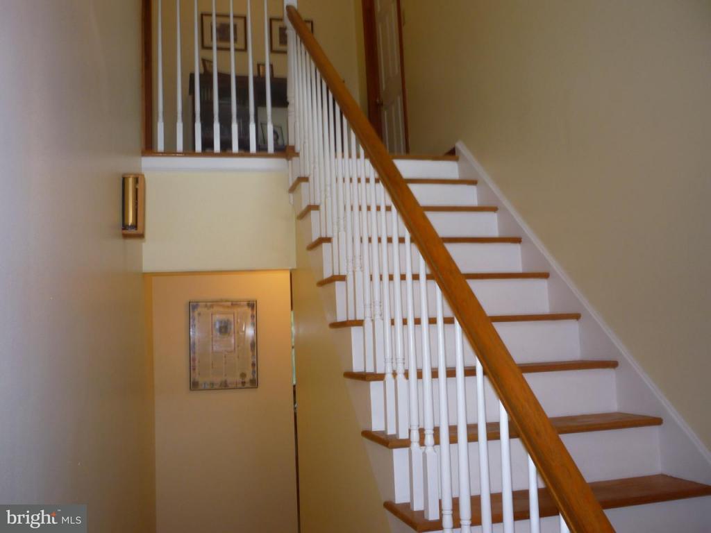 54 Leaman Road, Unit 78 Lancaster, PA 17603 - Photo 5 of 12 Gallery Image 5