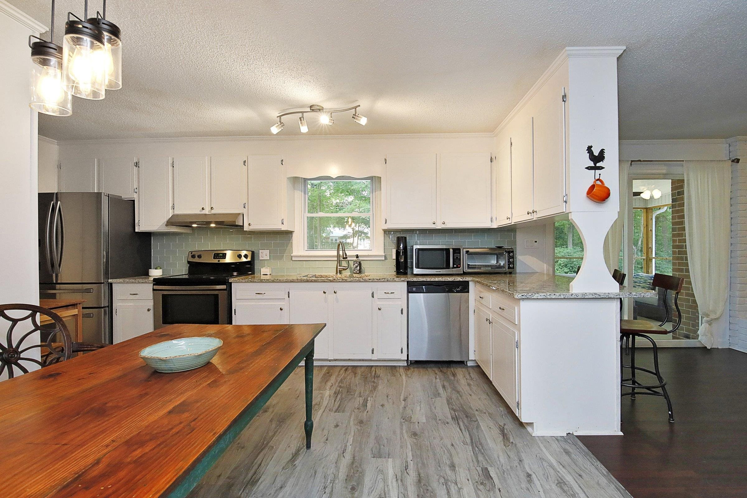 4300 Batts Road Raleigh, NC 27604 - Photo 11 of 28 Kitchen