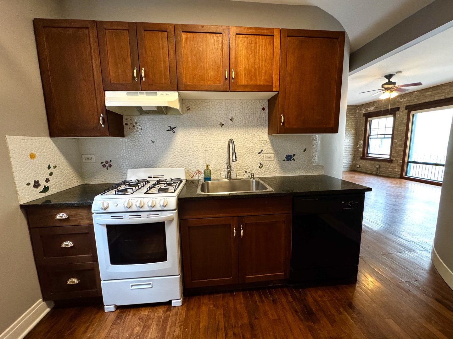 7031 North Sheridan Road, Unit 2E Chicago, IL 60626 - Photo 23 of 28 Gallery Image 23