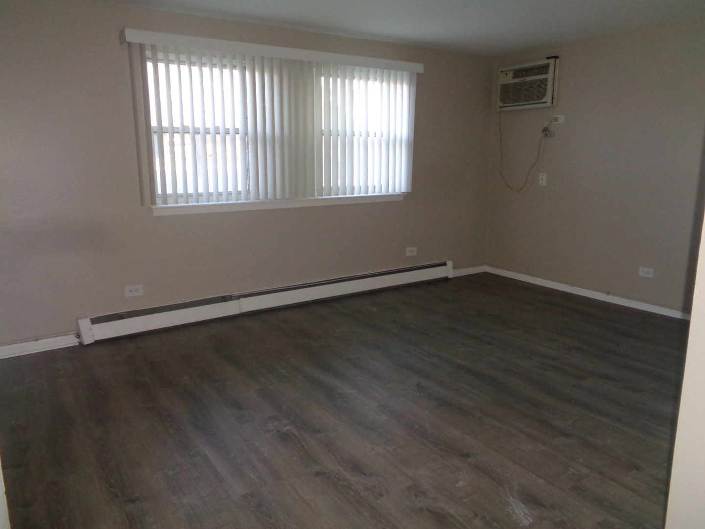 10748 South Harlem Avenue, Unit 1S Worth, IL 60482 - Photo 4 of 8