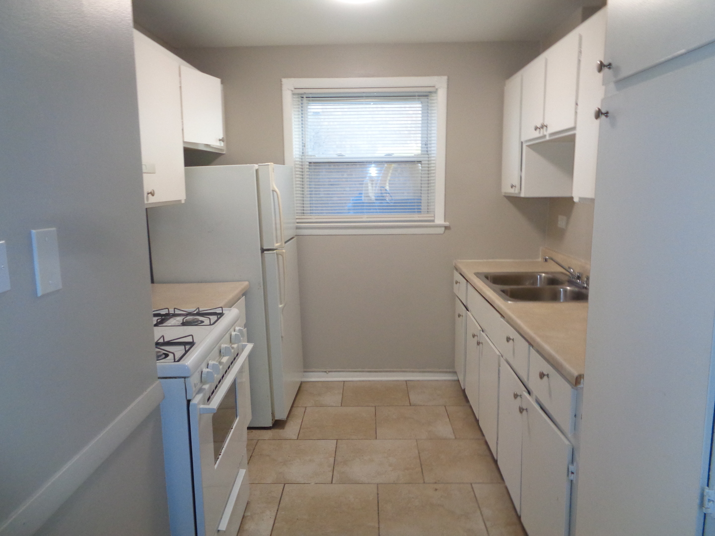 10748 South Harlem Avenue, Unit 1S Worth, IL 60482 - Photo 5 of 8