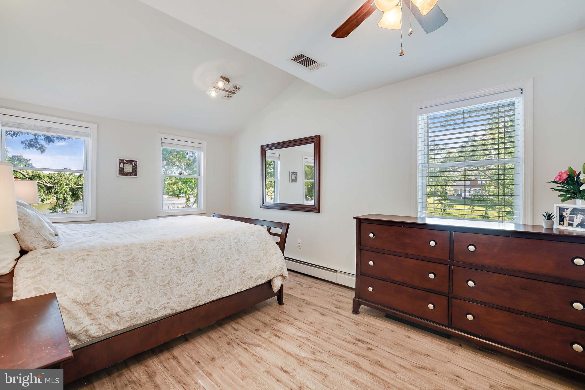 119 Club Road Pasadena, MD 21122 - Photo 14 of 54 Gallery Image 14