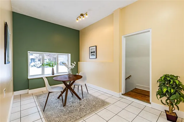 $179,900 | 99 Beverly Heights, Greece, NY 14616