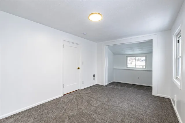 $179,900 | 99 Beverly Heights, Greece, NY 14616