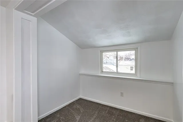 $179,900 | 99 Beverly Heights, Greece, NY 14616