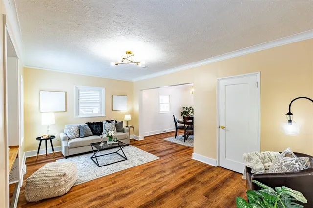 $179,900 | 99 Beverly Heights, Greece, NY 14616