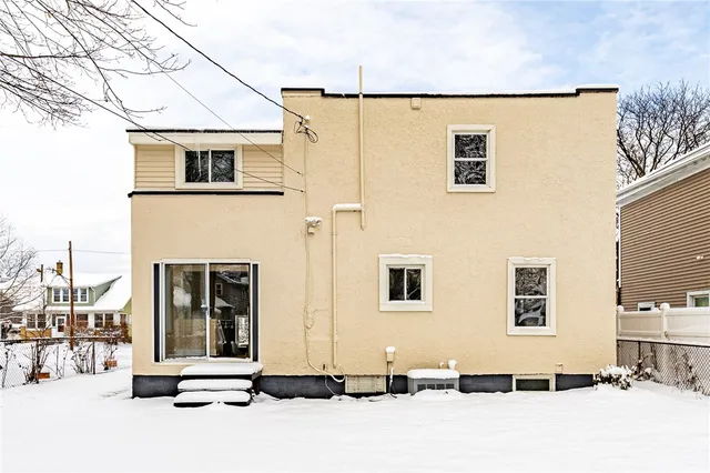 $179,900 | 99 Beverly Heights, Greece, NY 14616