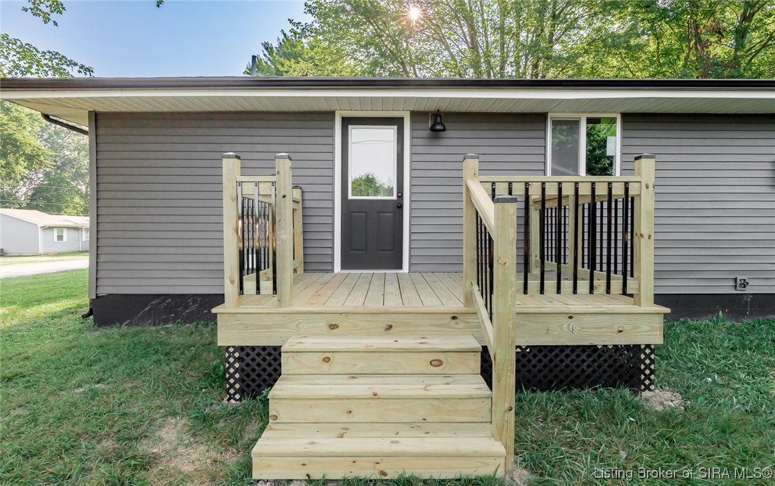 142 Cypress Street Austin, IN 47102 - Photo 10 of 56