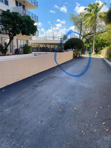 $1,950 | 1625 Southeast 10th Avenue, Unit 205, Fort Lauderdale, FL 33316