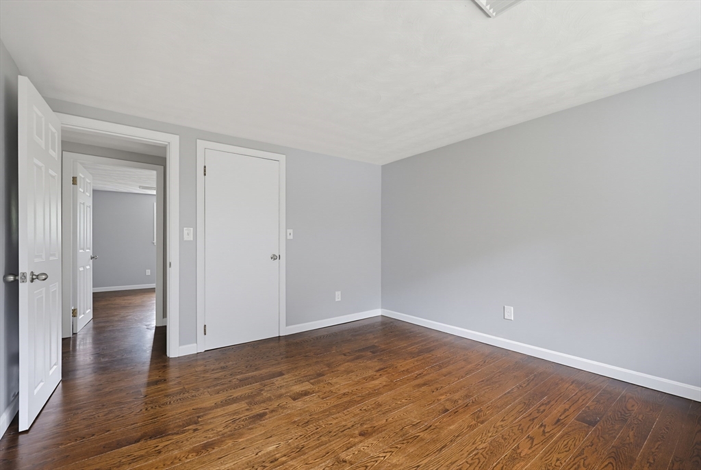 32 Falcon Street Worcester, MA 01603 - Photo 30 of 42