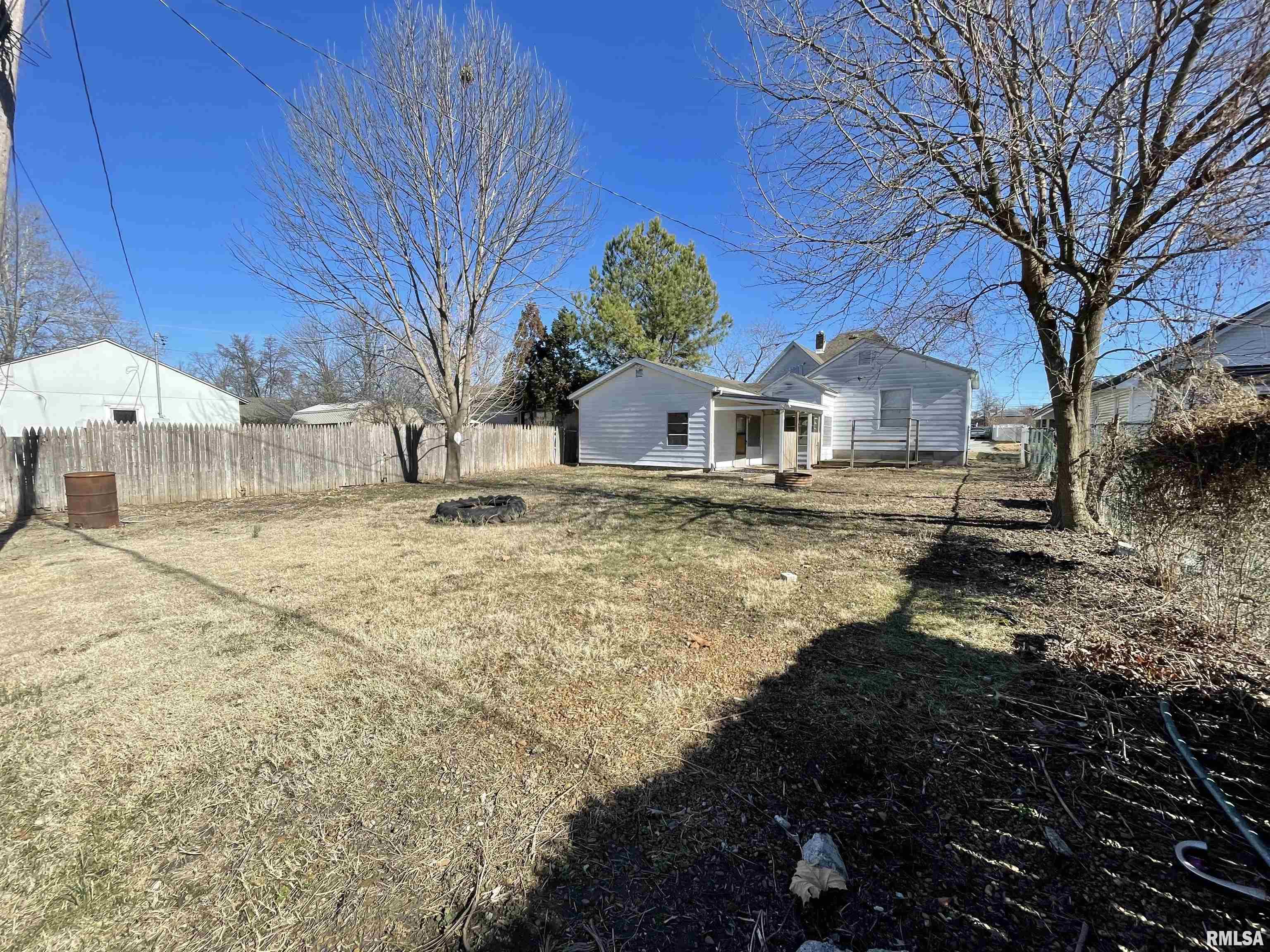 709 South 16th Street Herrin, IL 62948 - Photo 26 of 30