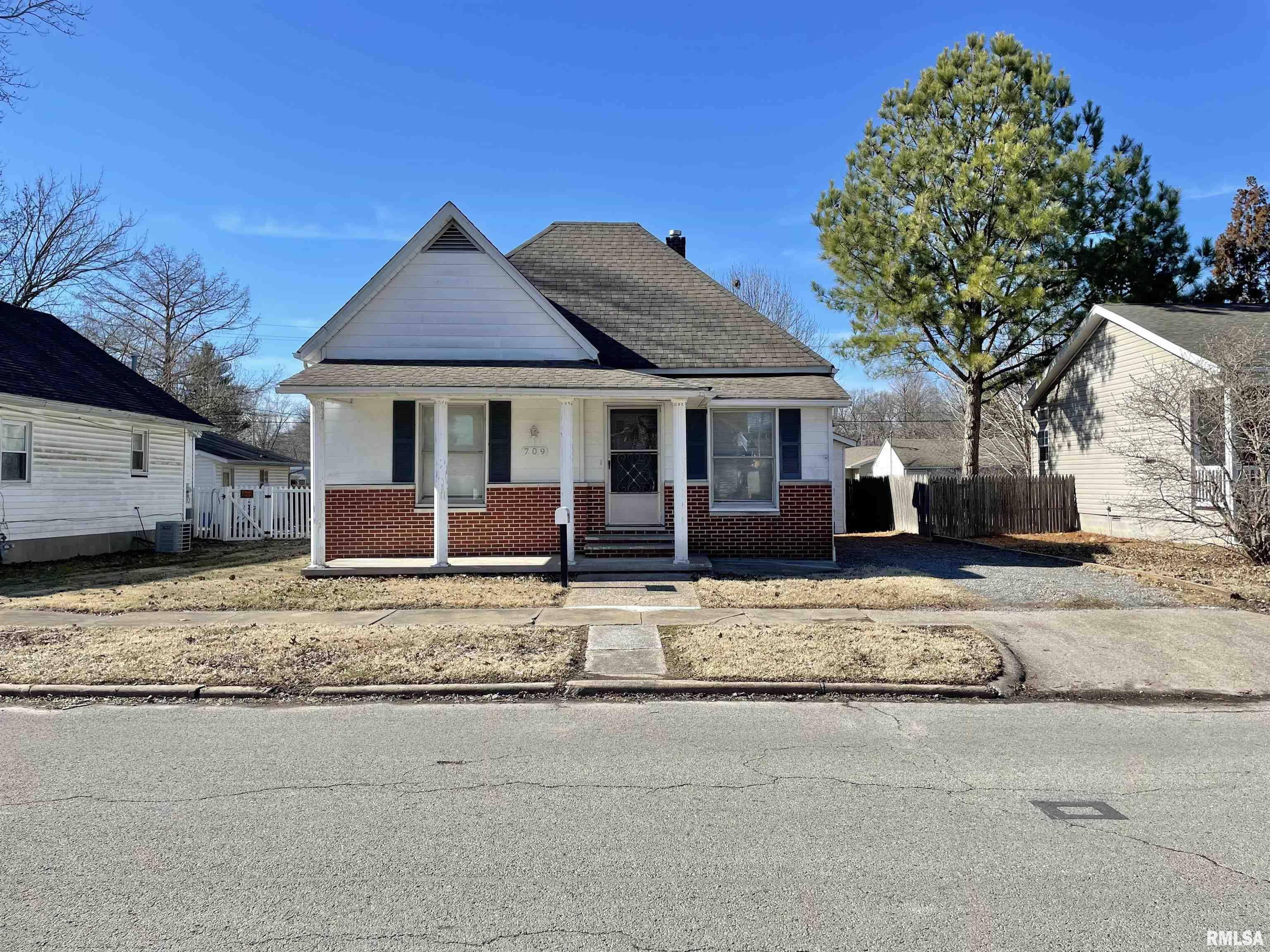 709 South 16th Street Herrin, IL 62948 - Photo 30 of 30