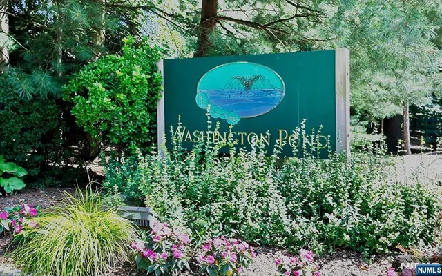 $849,000 | 141 Pond Drive, Unit 14A, Washington Township, NJ 07676