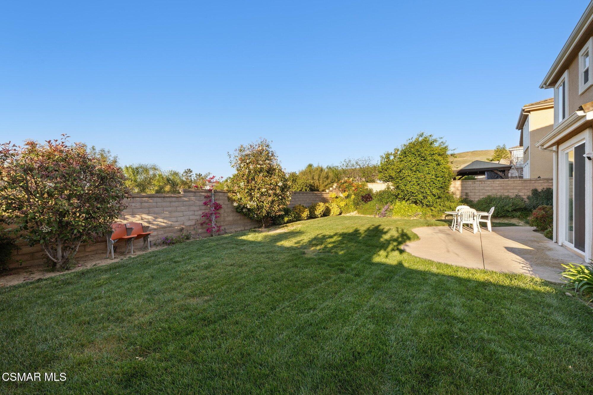 3205 Pine View Drive Simi Valley, CA 93065 - Photo 45 of 72 a view of a backyard