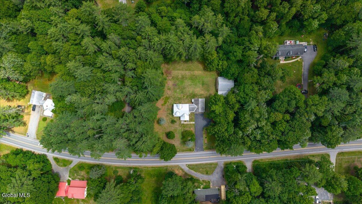 583 North Creek Road Greenfield, NY 12833 - Photo 5 of 67 73-583 N Creek Rd-33