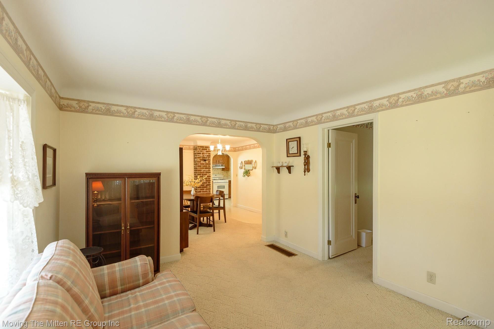 46405 Harris Road Belleville, MI 48111 - Photo 8 of 41 MTM_46405_harris-11.jpg