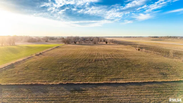 $130,000 | 29 Highway 29, Pekin, IL 61554