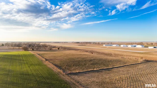 $130,000 | 29 Highway 29, Pekin, IL 61554