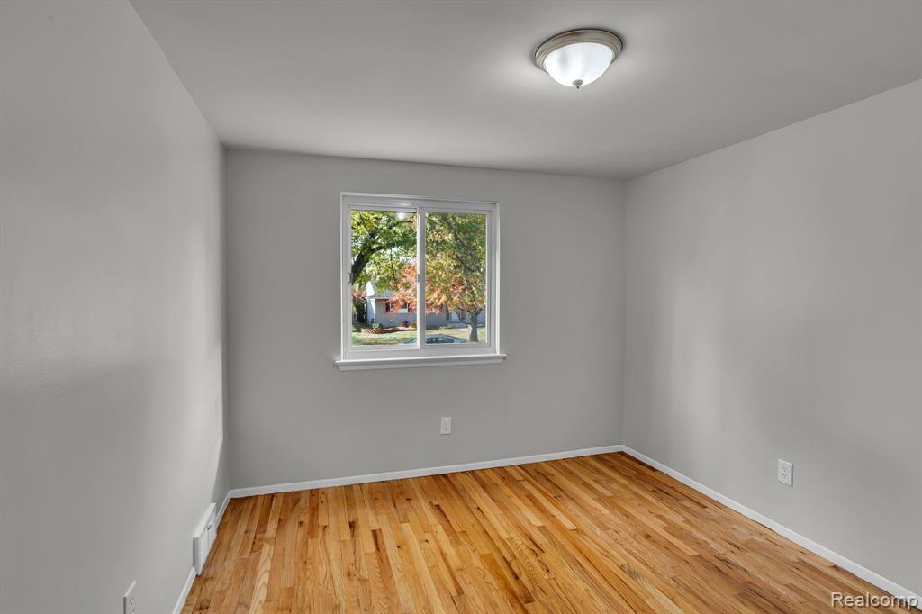 7828 Kaiser Street Canton, MI 48187 - Photo 18 of 32 Gallery Image 18