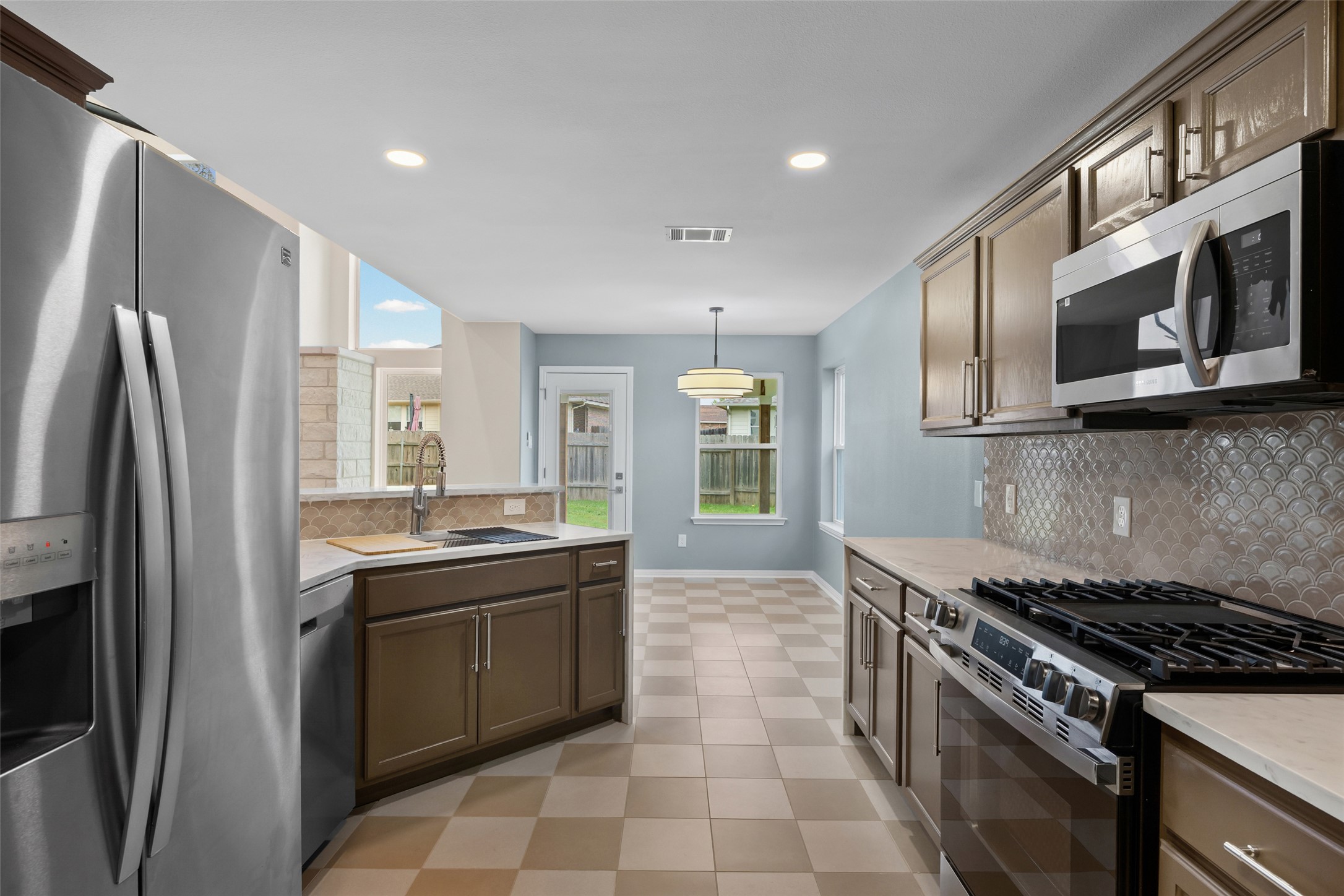 107 Pheasant Ridge Drive Round Rock, TX 78665 - Photo 14 of 40