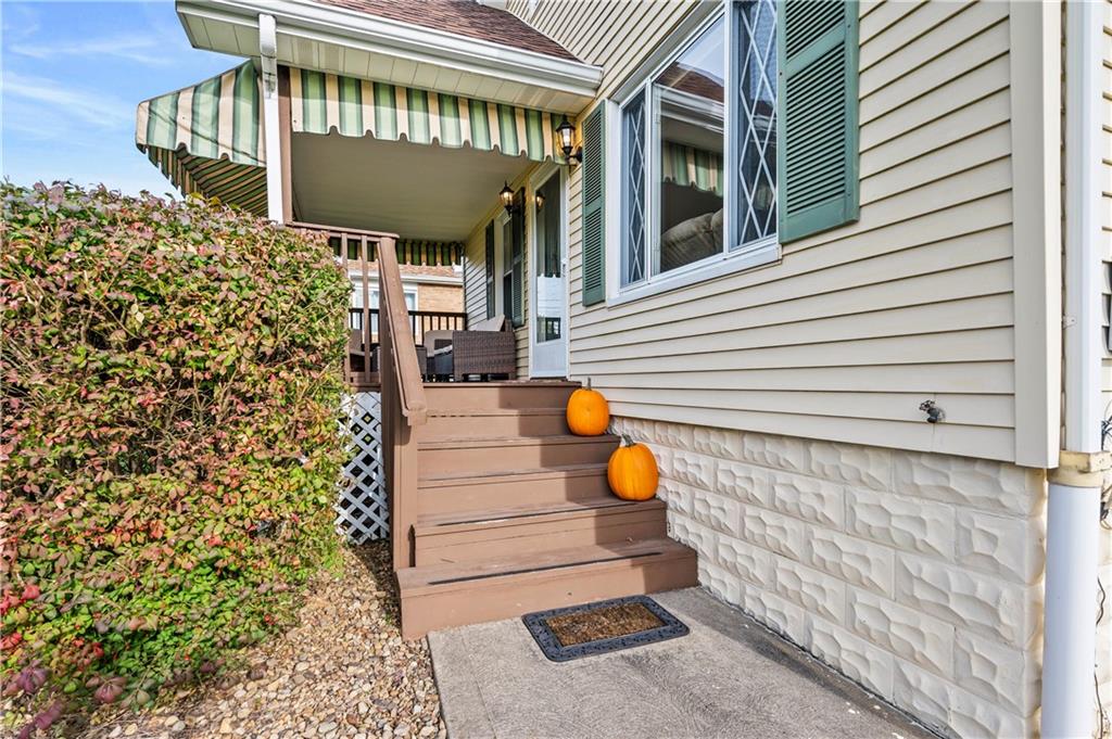 50 Herbst Road Coraopolis, PA 15108 - Photo 2 of 22 Gallery Image 2
