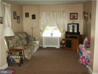 272 Berlin Road Clementon, NJ 08021 - Photo 2 of 6