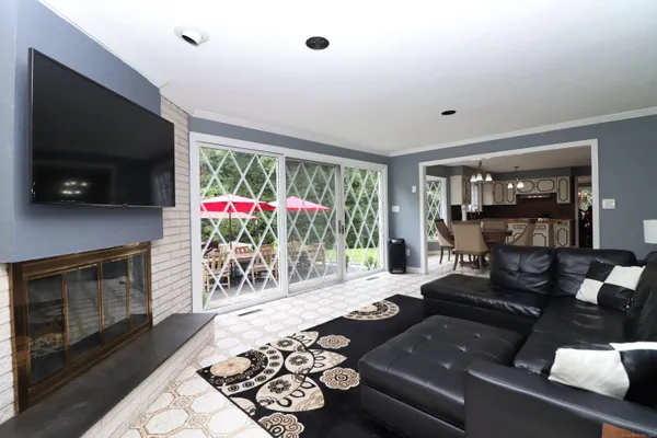 $600,000 | 611 Bunker Hill Avenue, Waterbury, CT 06708