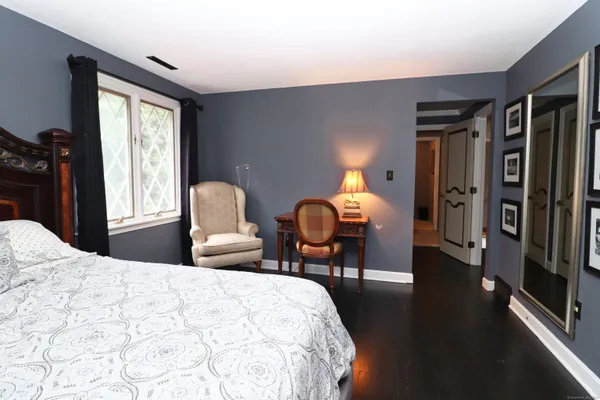$600,000 | 611 Bunker Hill Avenue, Waterbury, CT 06708