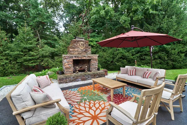 $600,000 | 611 Bunker Hill Avenue, Waterbury, CT 06708